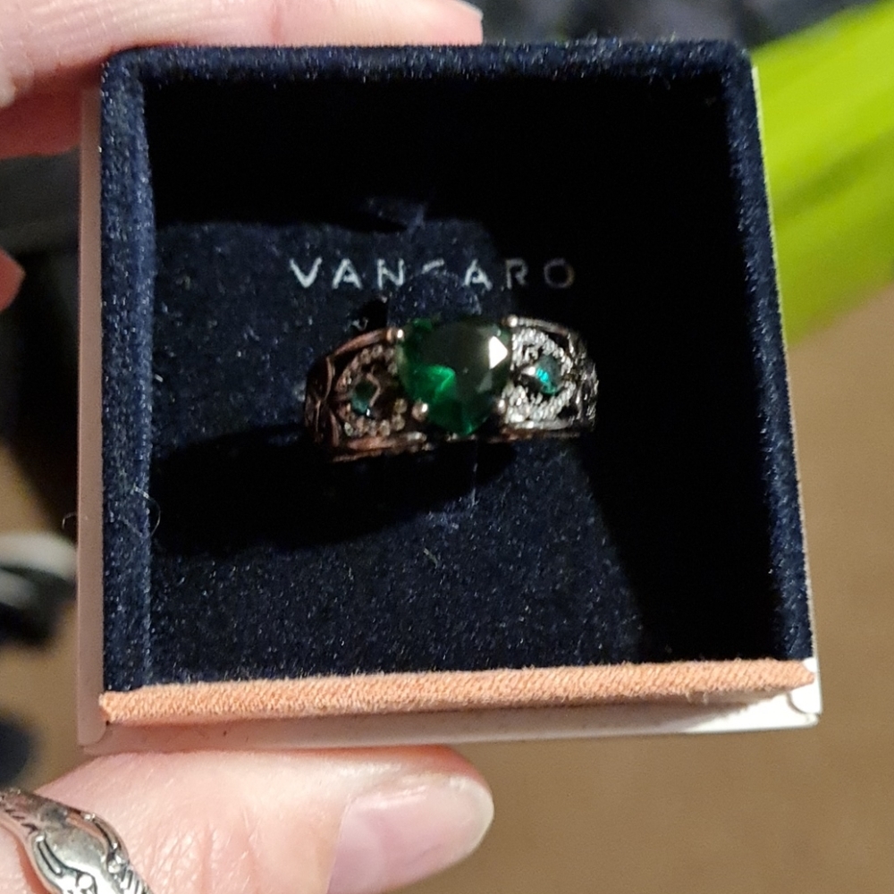 Vaccaro ring 💍😍 - Picture 5 of 7